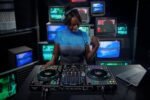 Pioneer DJ DDJ-FLX10 4-Channel DJ Controller - Image 9